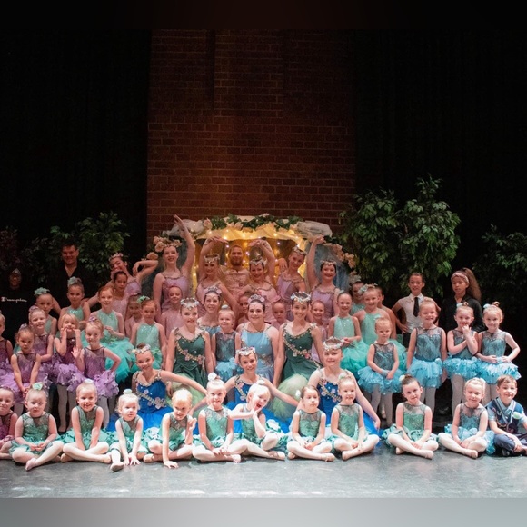 Meet your Posher, Sedina - Picture 2 of 16